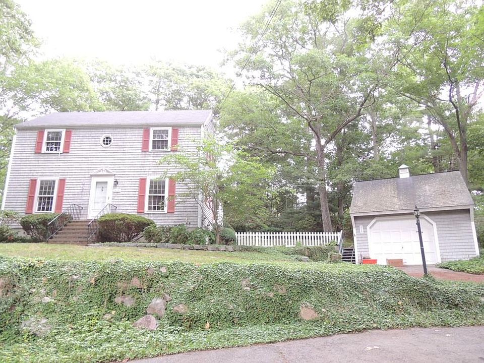 1st image of 619 Essex St
