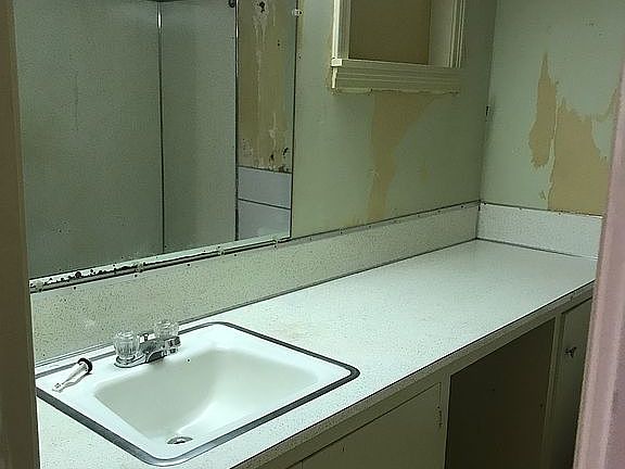 5th image of 1505 Abernathy St