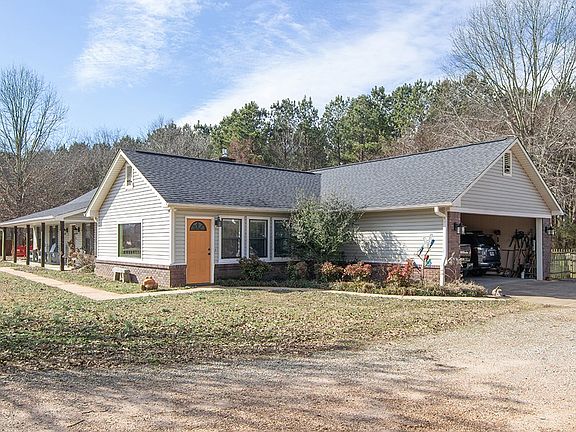 4th image of 15 County Road 241