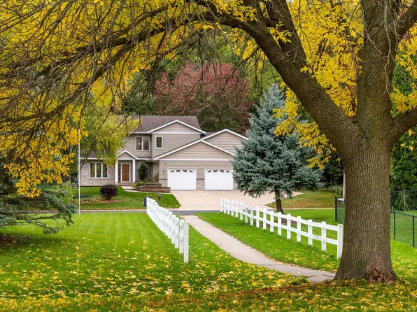 5212 Valley Dr, Mc Farland, WI 53558