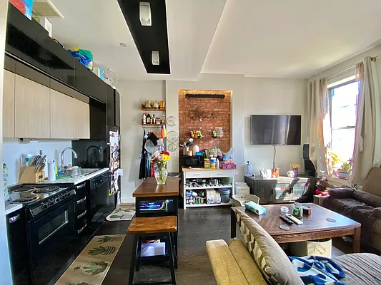 Rented by Simply Brooklyn Realty Inc | media 7
