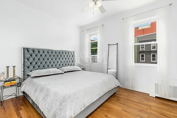 Rented by Brick&Mortar | media 9