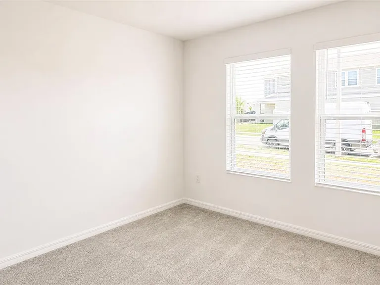 4434 Petunia St — Photo 5