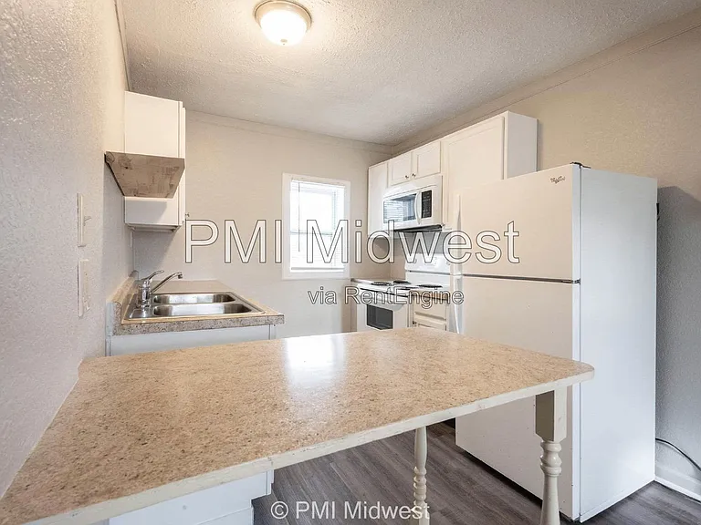 2142 W US Highway 40 #7 — Photo 10