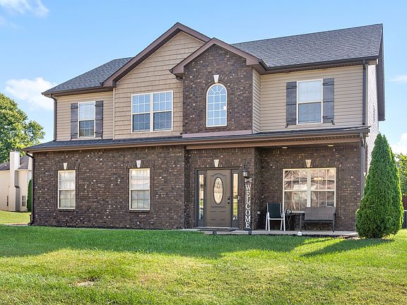 2nd image of 728 Sturdivant Dr