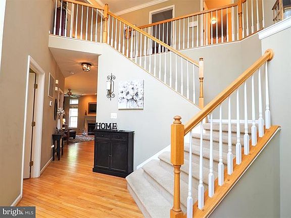 5th image of 17725 Avenel Ln