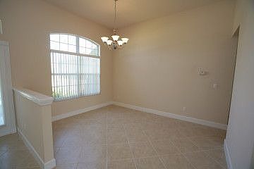 4th image of 1610 Sand Woods Trl