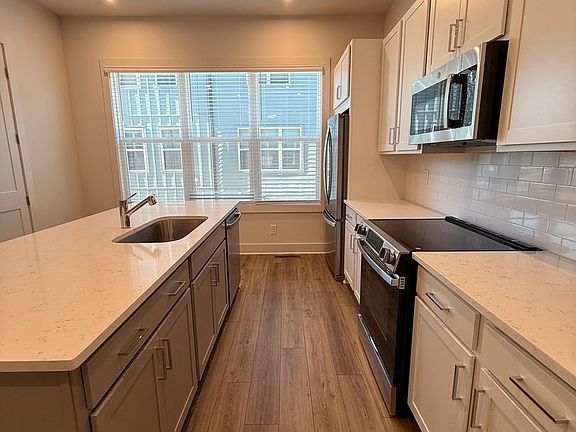 5th image of 1412 Cozy Ct SE