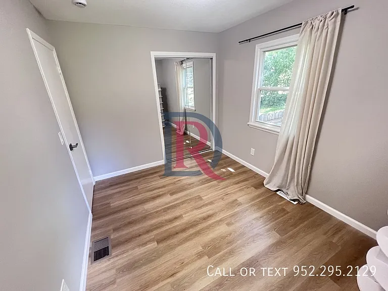 13702 Country Ln — Photo 10