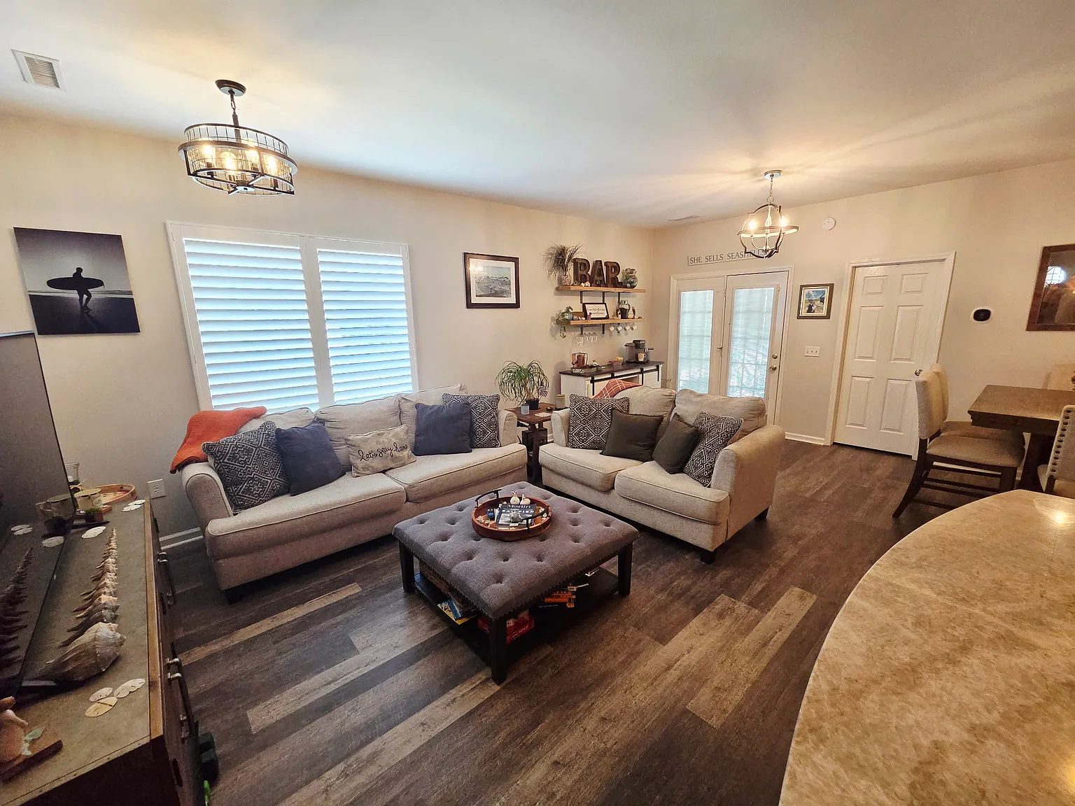 2 bed, 1082 sqft, $2,850 — Photo 2