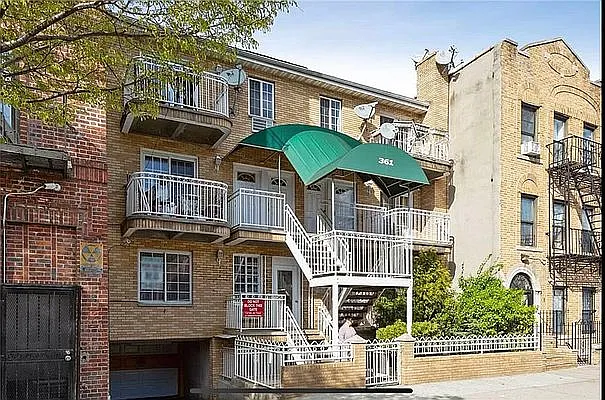 Rented by Park River | media 8