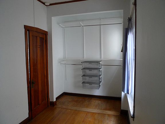 4th image of 2518 W Belden Ave
