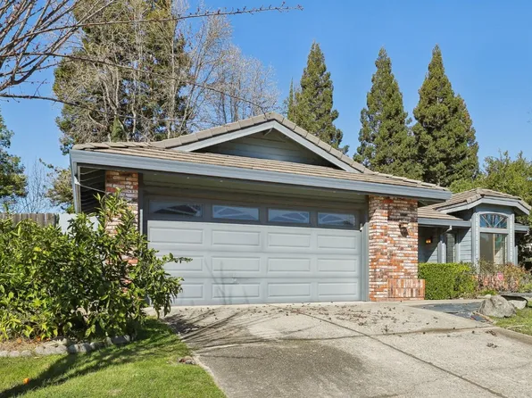 1397 Greenborough Dr, Roseville, CA 95661
