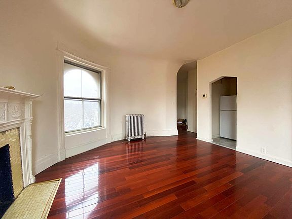 3rd image of 487 Clinton Ave #A1