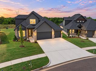 8412 NW 153rd St, Edmond, OK 73013