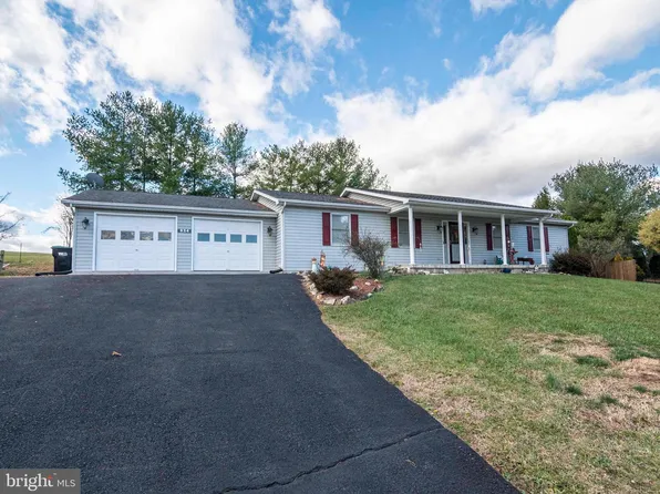 824 Burgess Ct, Woodstock, VA 22664