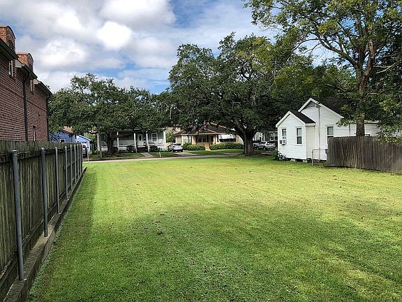 5th image of 531 Elmeer Ave