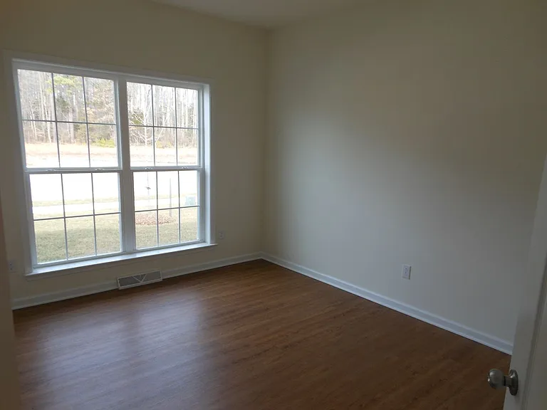 116 Revolutionary Blvd — Photo 7