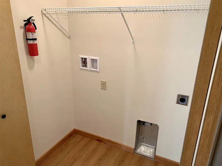 195 Silsbee Ave #2 — Photo 6