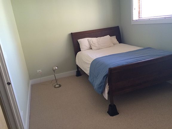 5th image of 1421 N Leavitt St #B