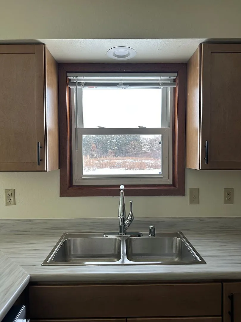 Oakwood Road Duplexes — Photo 4