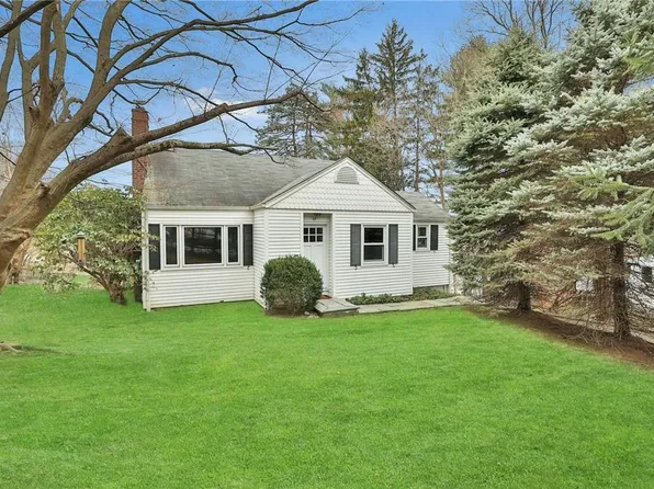 67 Edwin Street, Thornwood, NY 10594