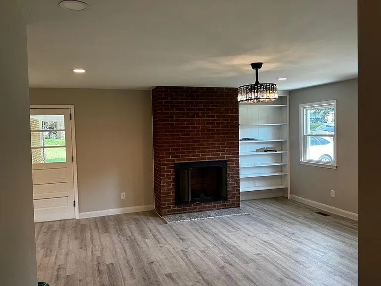 3295 Amity Hill Rd — Photo 2