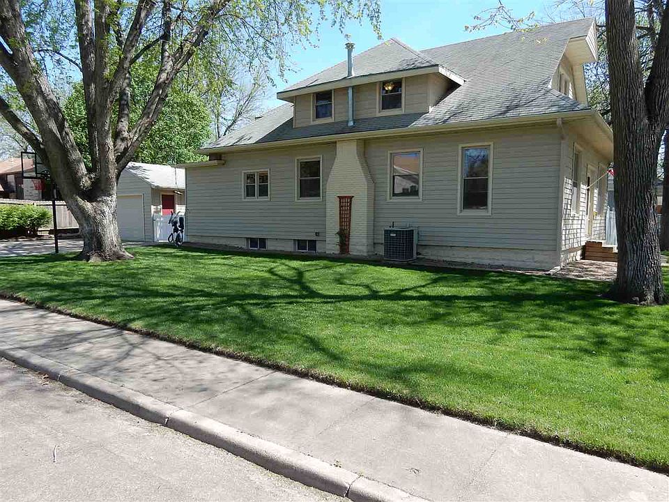 822 N 12th St Beatrice NE 68310 Zillow