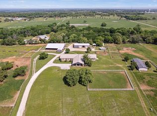 9979 Oak Creek Dr, Pilot point, TX 76258