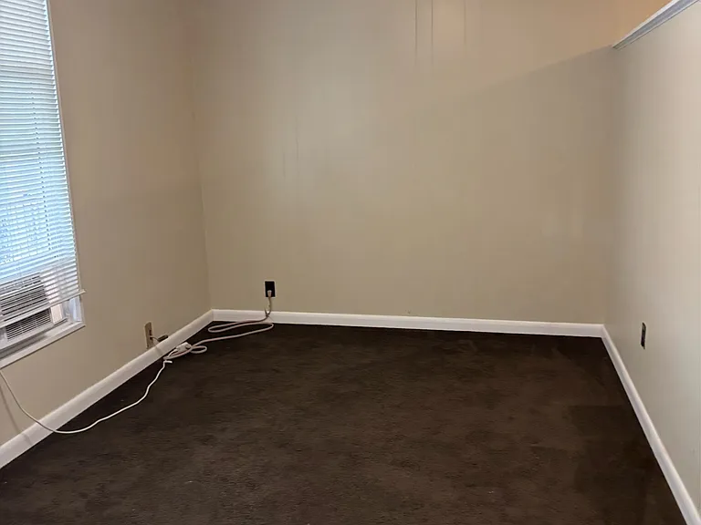 240 Main St #2 — Photo 7
