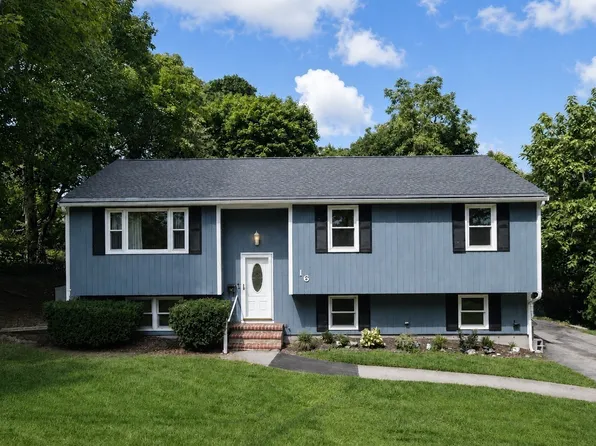 16 Andrew Ave, Hull, MA 02045