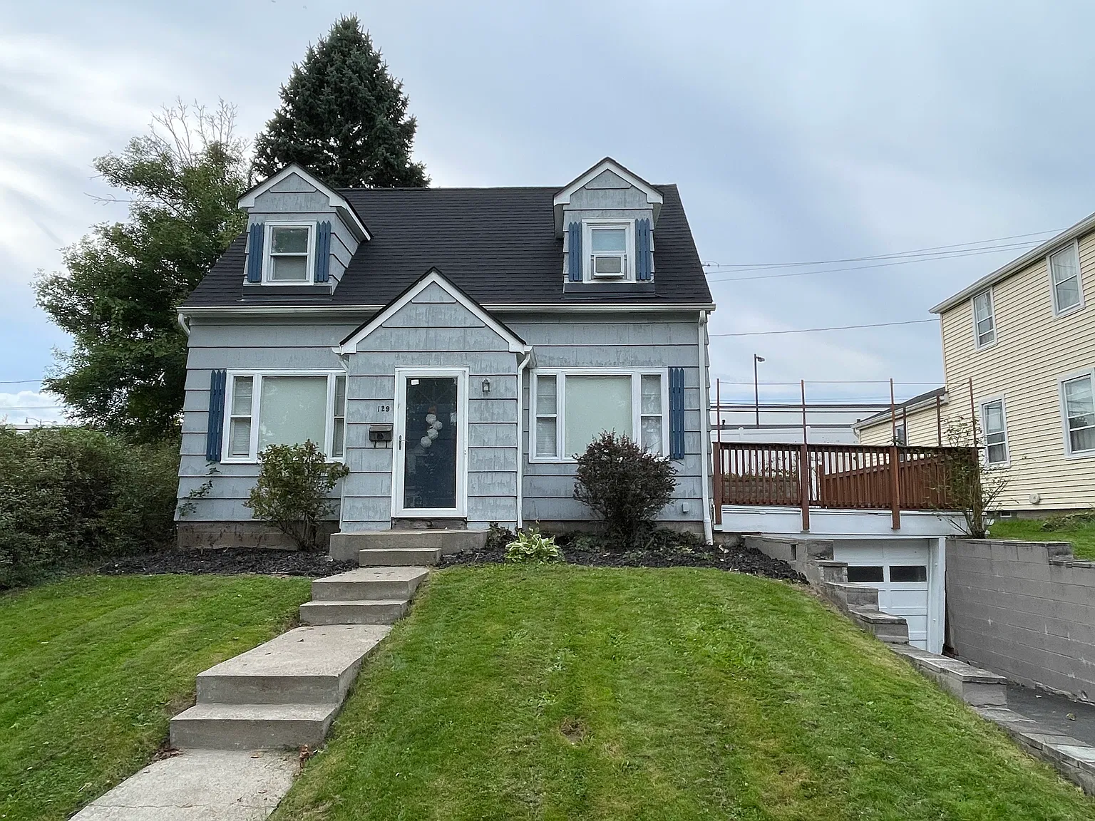 2 bed, 1040 sqft, $1,900 — Photo 1