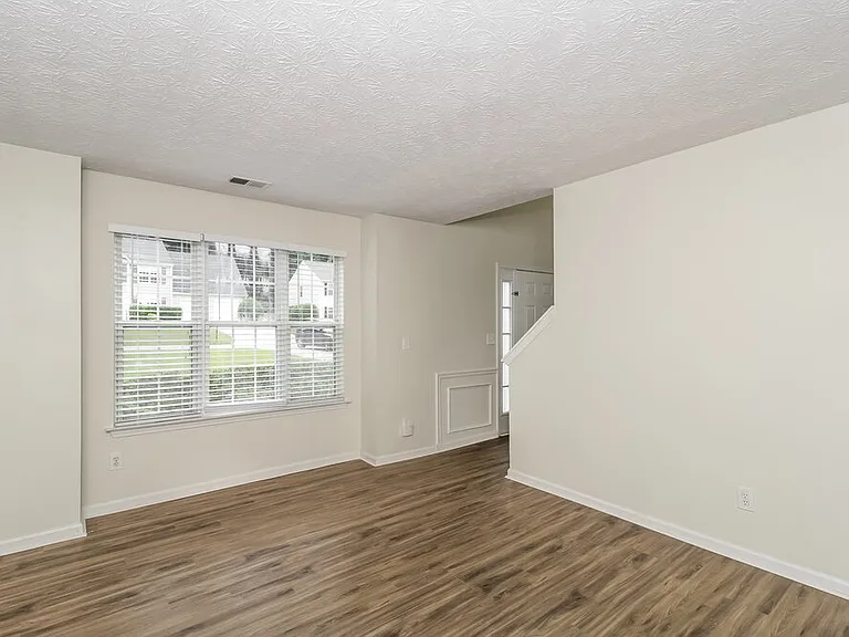 3410 Sandlake Dr SW — Photo 10