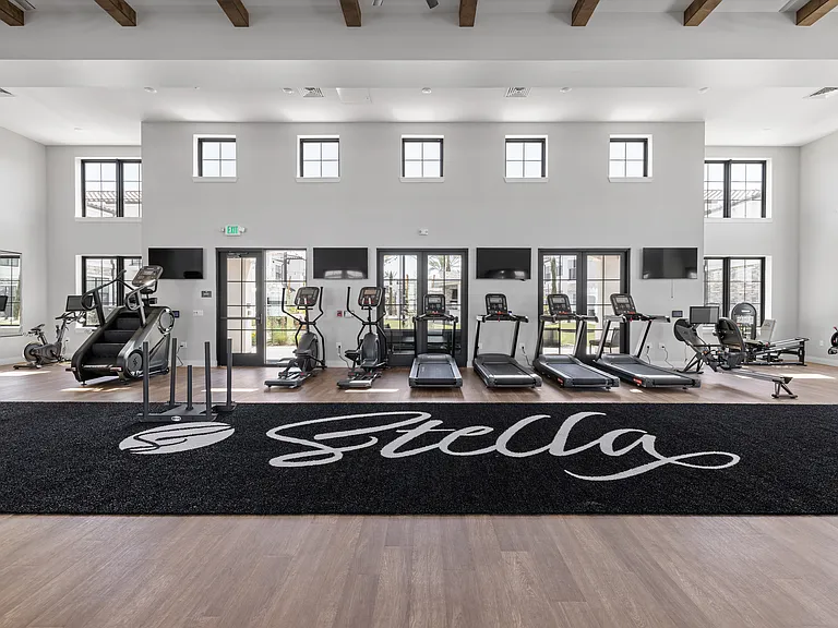 Stella Luxury Apartment Homes — Photo 5
