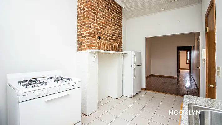 Rented by Nooklyn NYC LLC | media 39