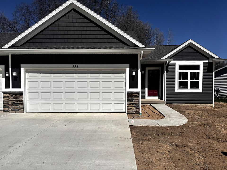 2nd image of 111 Creek Dr