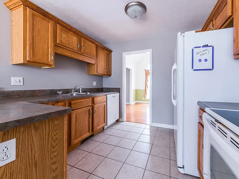 1549 Cedar Springs Cir — Photo 5