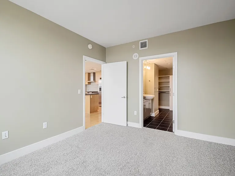 300 Bowie St #1201 — Photo 22