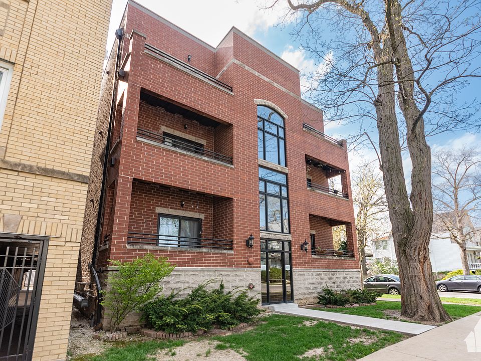 1st image of 2656 N Hamlin Ave APT 3S