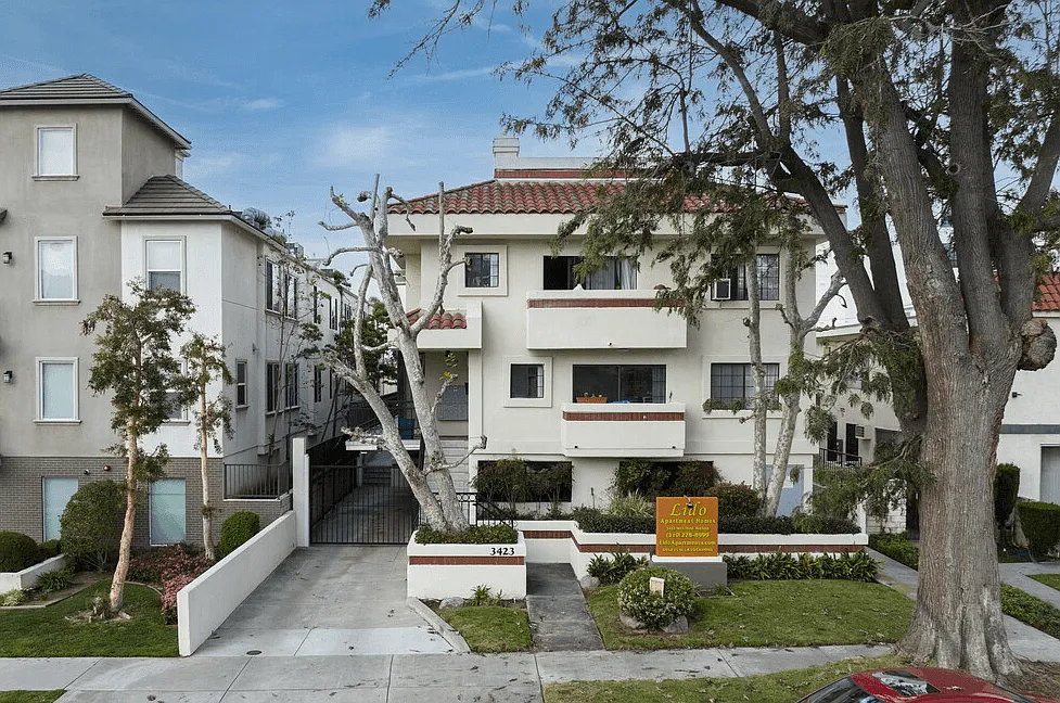 Lido Apartments - 3423 Mentone Ave — Photo 1