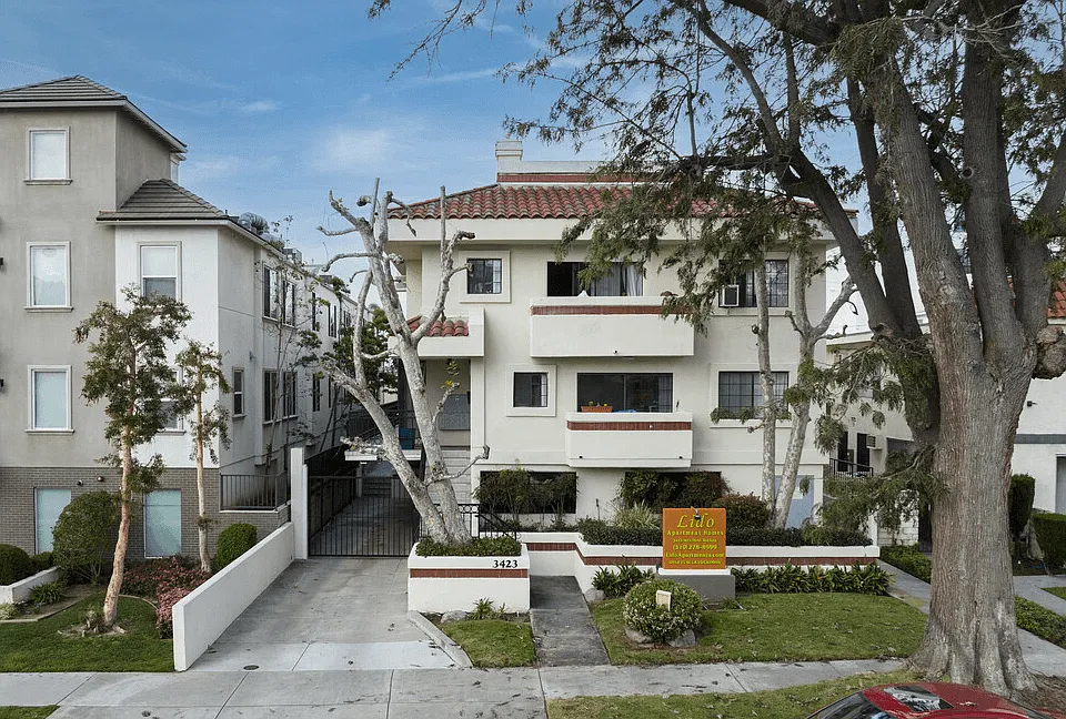 Lido Apartments - 3423 Mentone Ave
