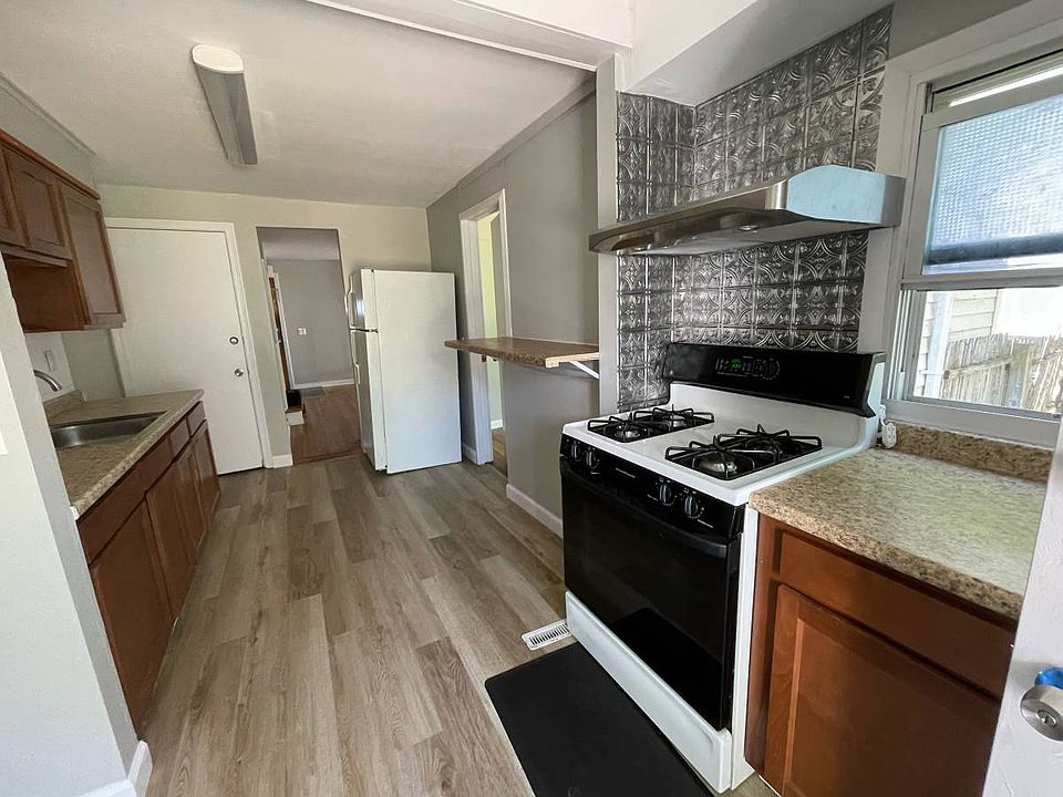 1st image of 109 Callodine Ave