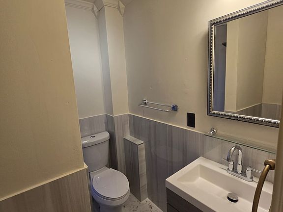 2nd image of 9 Barcelow St #2