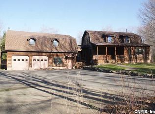 37 Baitsell Rd, Oswego, NY 13126