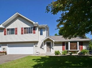 3624 Gershwin Ln N, Oakdale, MN 55128