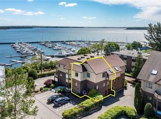 3976 Post Rd, Warwick, RI 02886