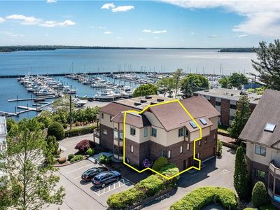 3976 Post Rd, Warwick, RI, 02886