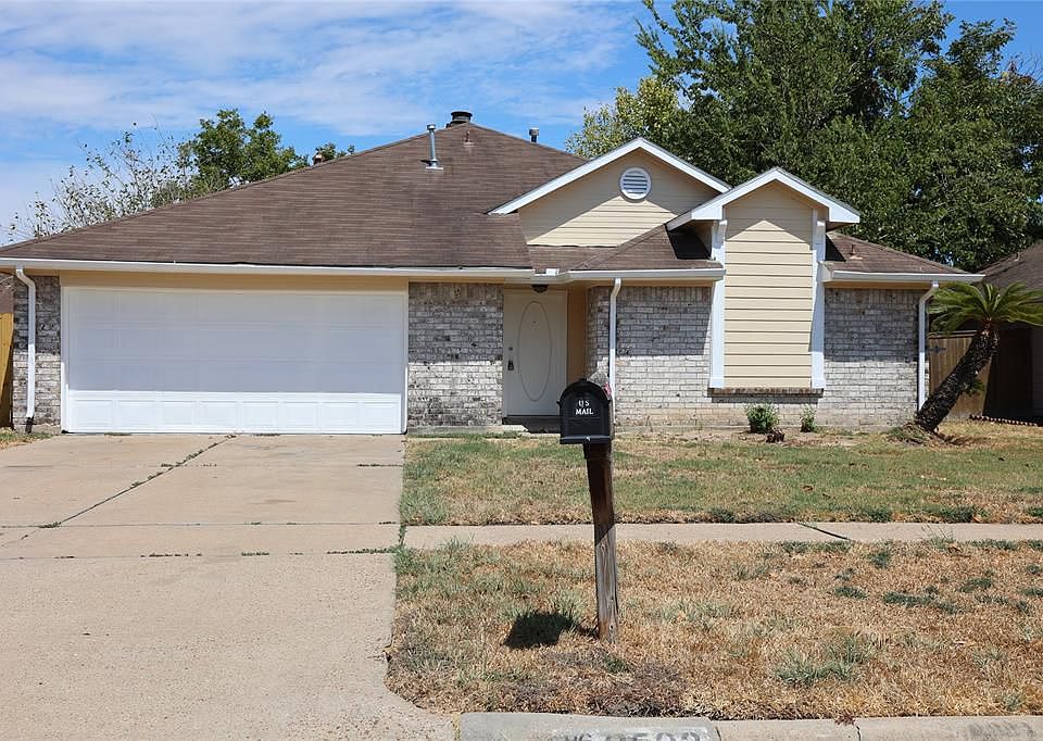 1st image of 2523 Edgedale Dr