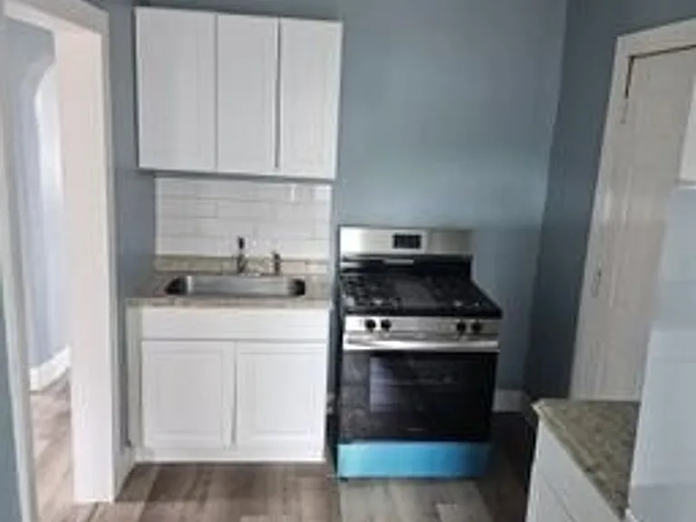 13639 La Salle Blvd — Photo 27