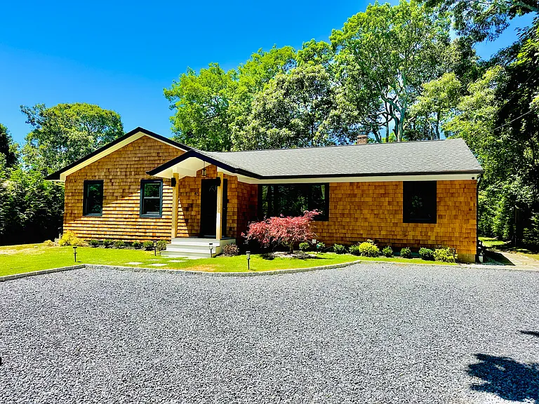 45 Yale Dr — Photo 14
